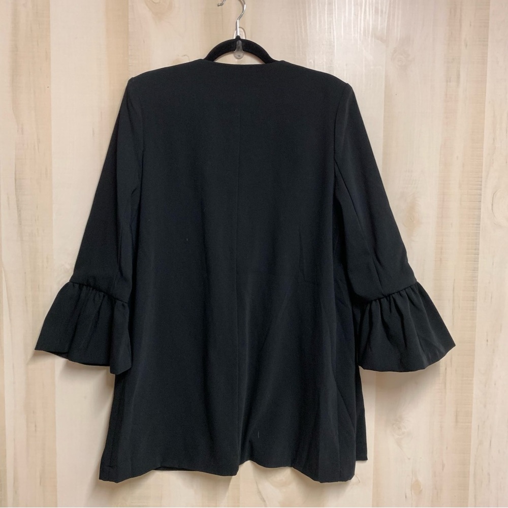 DO + BE Ruffle Classic Blazer Size Large - Picture 4 of 11